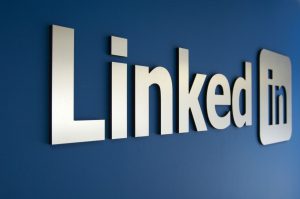 LinkedIn Premium S’enrichit: Découvrez les Fonctionnalités « Grow » et « Catch Up »